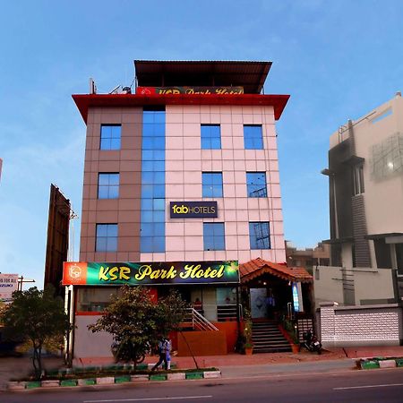 Ksr Park Hotel Хидерабад Екстериор снимка