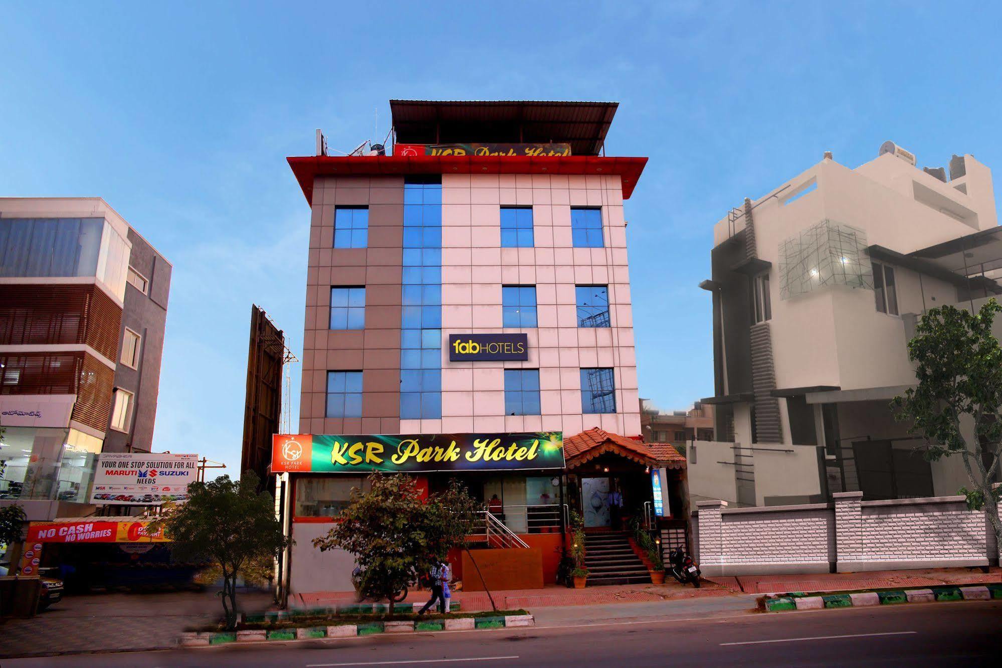 Ksr Park Hotel Хидерабад Екстериор снимка